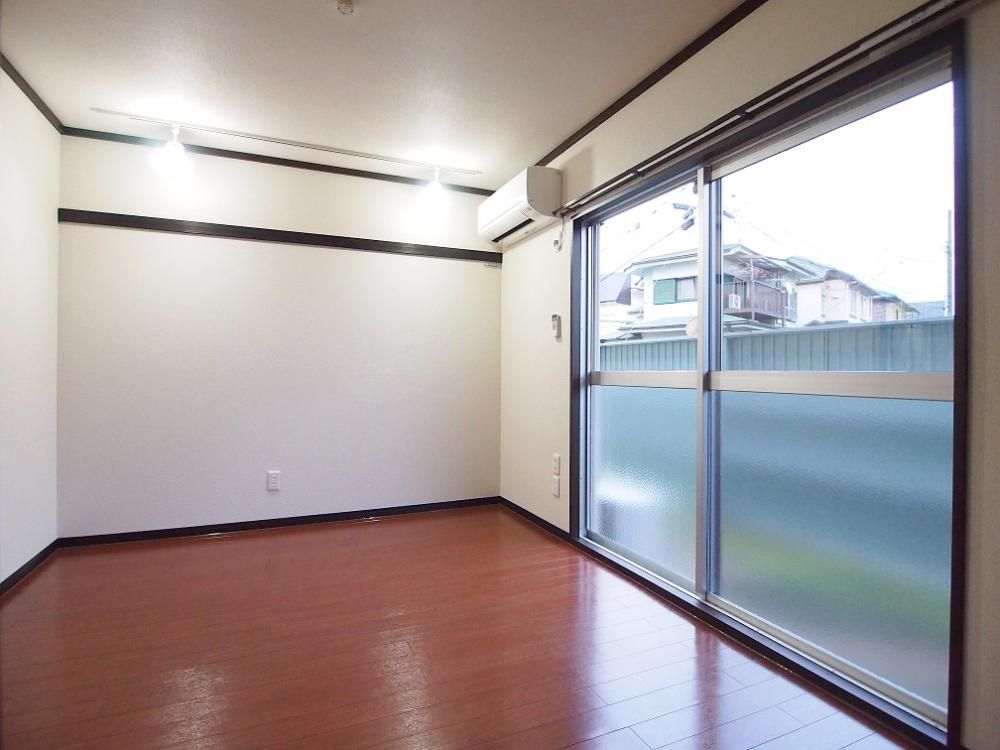 yErOz@CeBO[ׁ̈AƖ̈ʒu̒\łB