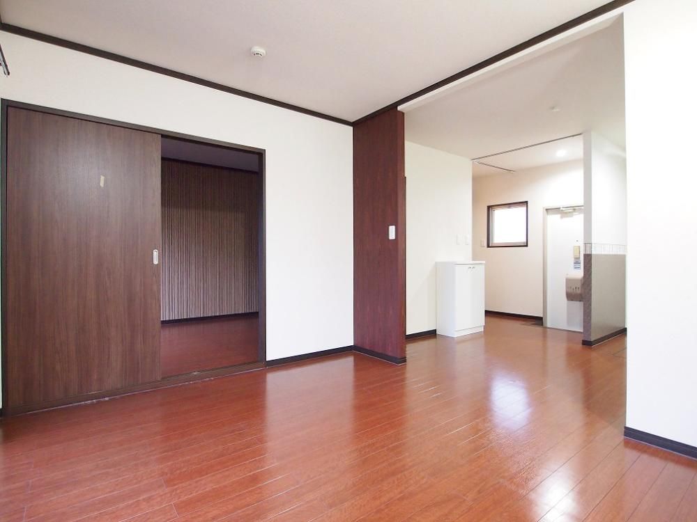 yErOz@lł̓\1LDK
񂲌wB