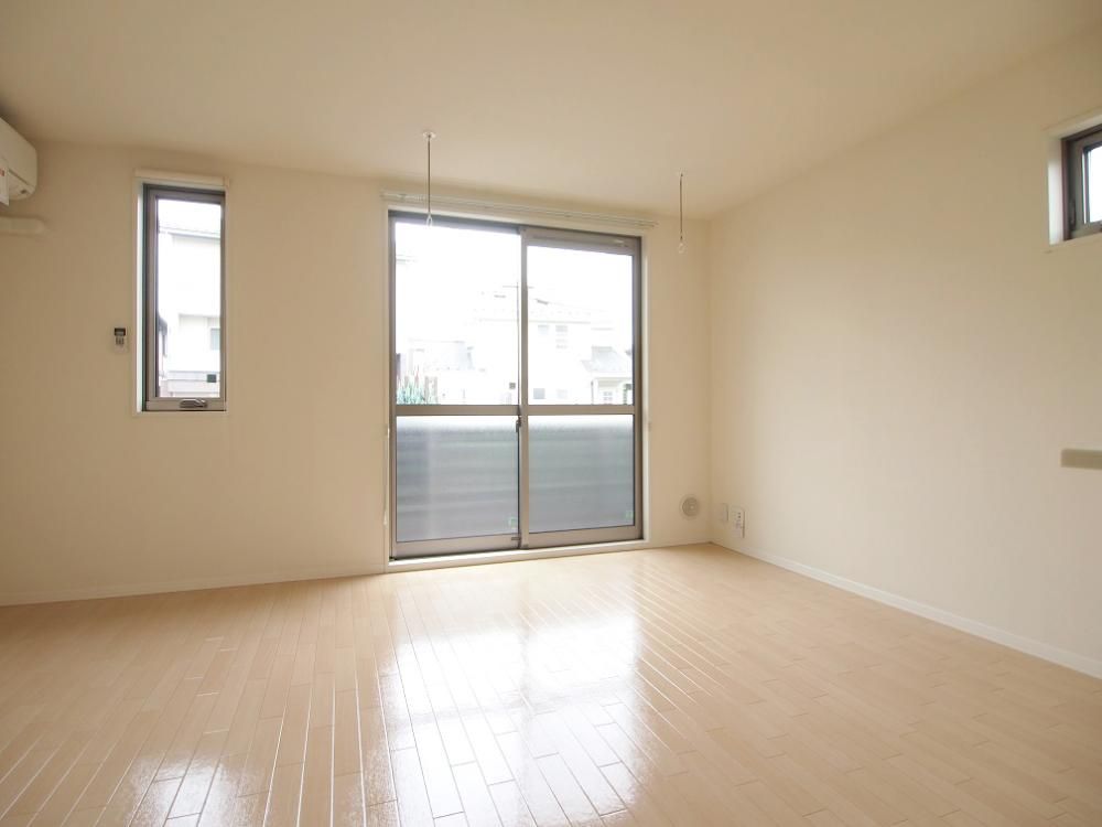 �y���ԁE���r���O�z�@���C���[�W�ʐ^
�ގ��O�܂��̓N���[�j���O�ׁ̈A���������̎ʐ^�ł��B

�m���P�Q�D�T���@�J�E���^�[�L�b�`��