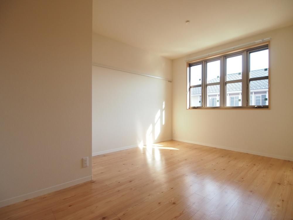 �y�����E���r���O�z�@6.7���m��