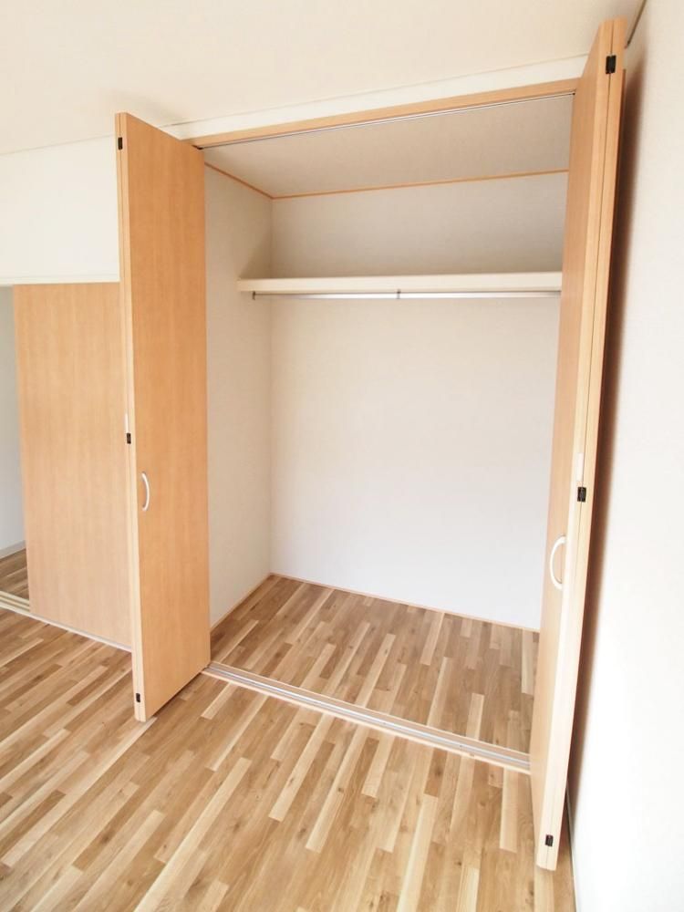 �y���[�z�@�N���[�[�b�g