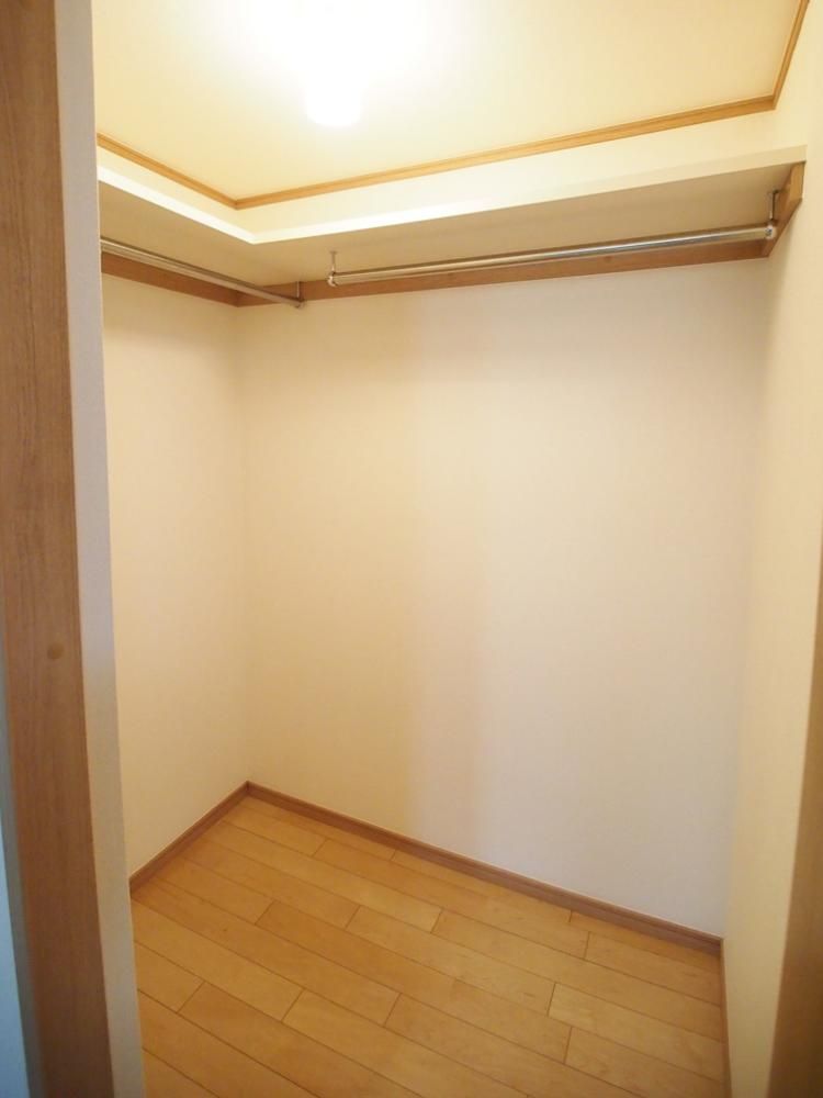 �y���[�z�@�E�H�[�N�C���N���[�[�b�g