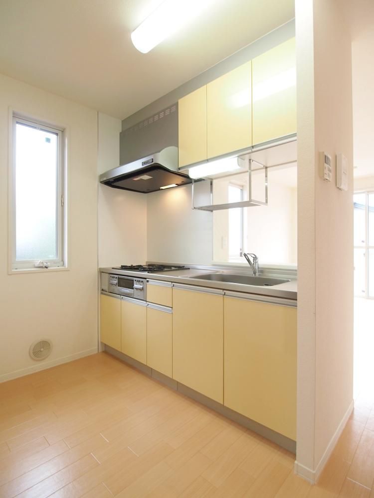 �y�L�b�`���z�@�Ζʎ��V�X�e���L�b�`���u3���K�X�R�����v