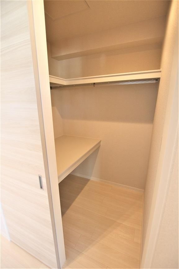 �y���[�z�@�E�H�[�N�C���N���[�[�b�g