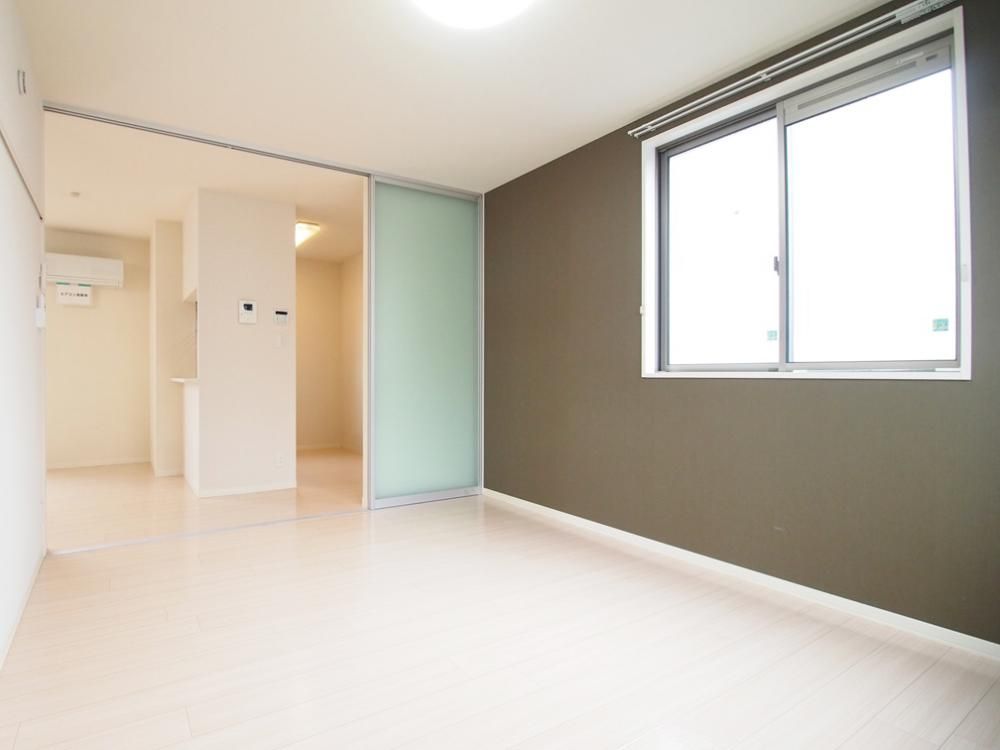 yErOz@C[W
Ԏ̕ʂ̂̎ʐ^łB