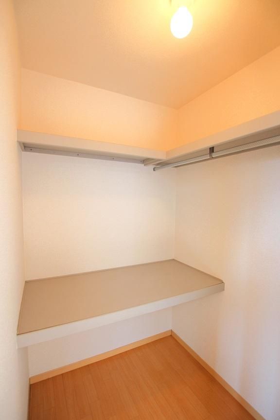 �y���[�z�@�E�H�[�N�C���N���[�[�b�g
���[�L�x�ł���