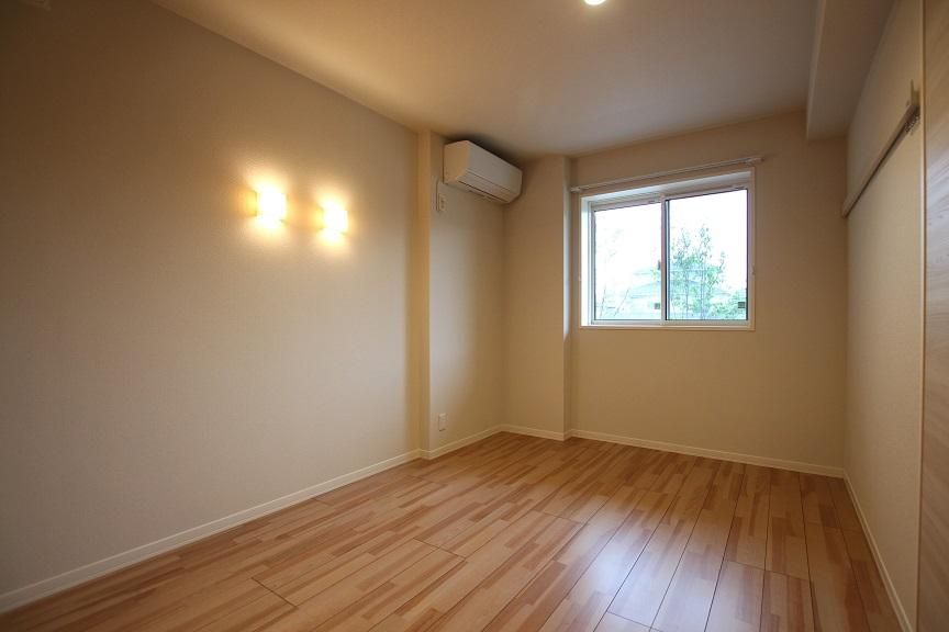 �y�����E���r���O�z�@7.2���m��