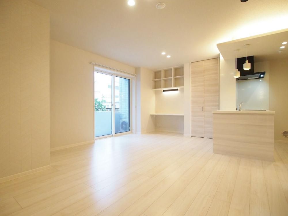 �y���ԁE���r���O�z�@�ԐڏƖ�
���[�I�E�֗��ȃ��[�N�X�y�[�X���������܂��I