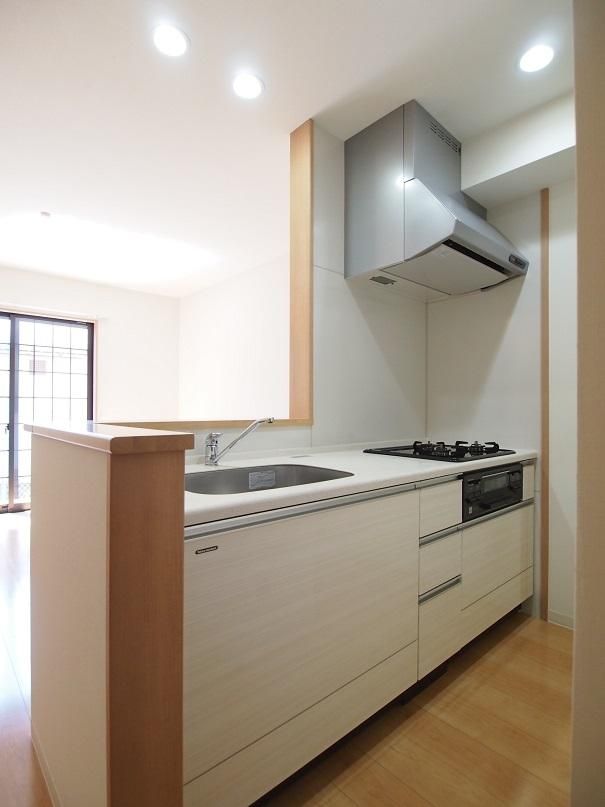 �y�L�b�`���z�@�Ζʎ��V�X�e���L�b�`���u3���K�X�R�����v