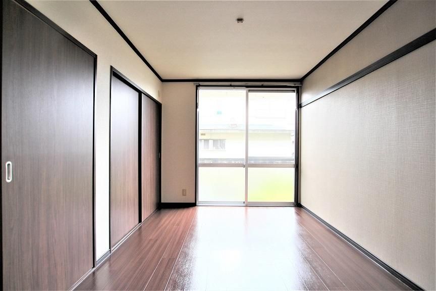 �y�����E���r���O�z�@5.5���m��