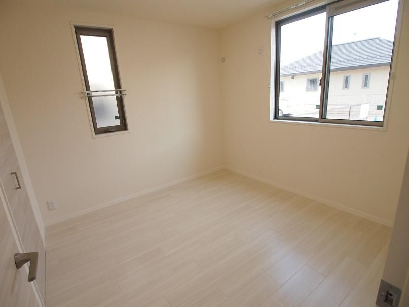 �y���̑������E�X�y�[�X�z�@�쑤�m��5.5��